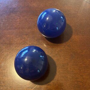 Lovevery Opposites balls from The Thinker play kit 11-12 months